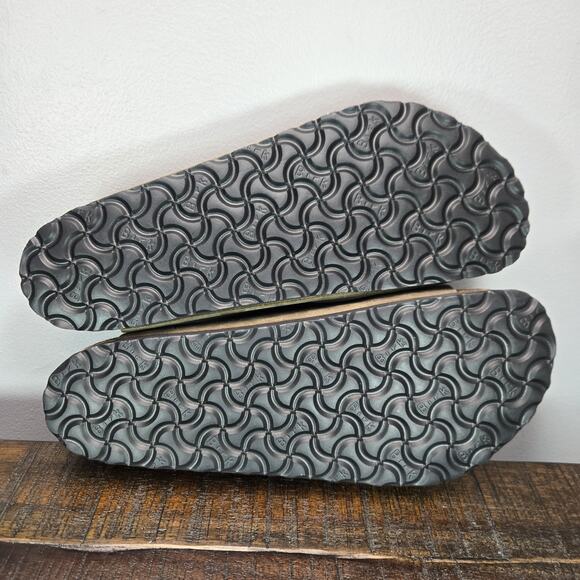 Birkenstock Arizona Mens Size 10 Regular Strap Slides Sandal Brown Leather EU 43 - Picture 9 of 11